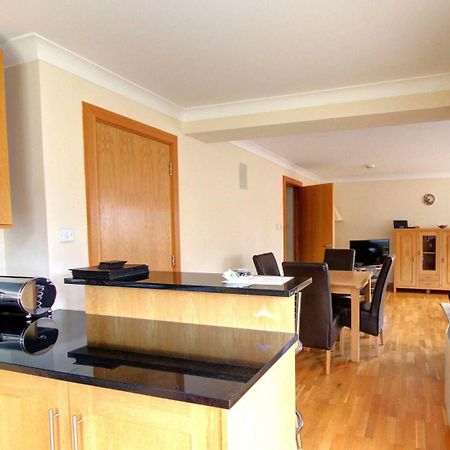 No1 The Links Apartment, Брора Екстериор снимка